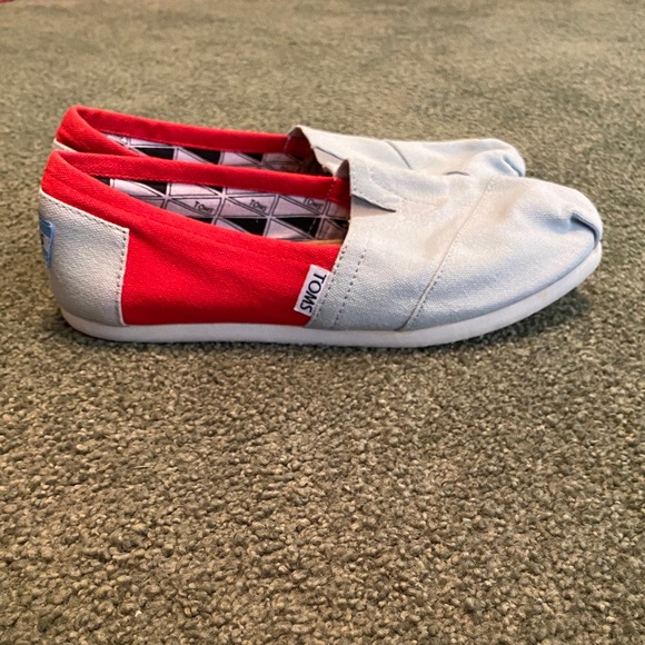 Ohio State Size 7 Toms - Picture 2 of 8